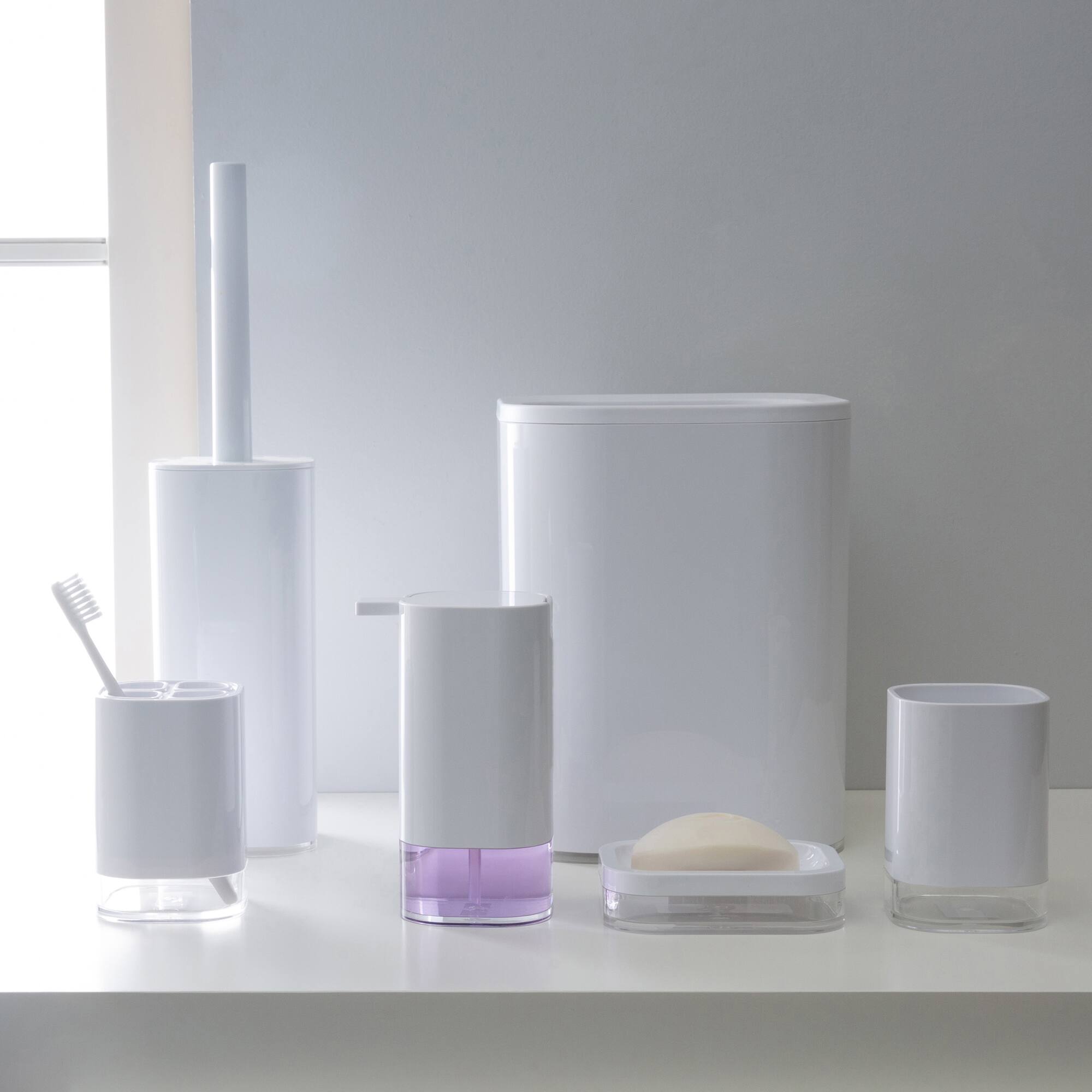 Bath Bliss White 6 Piece Acrylic Bathroom Set